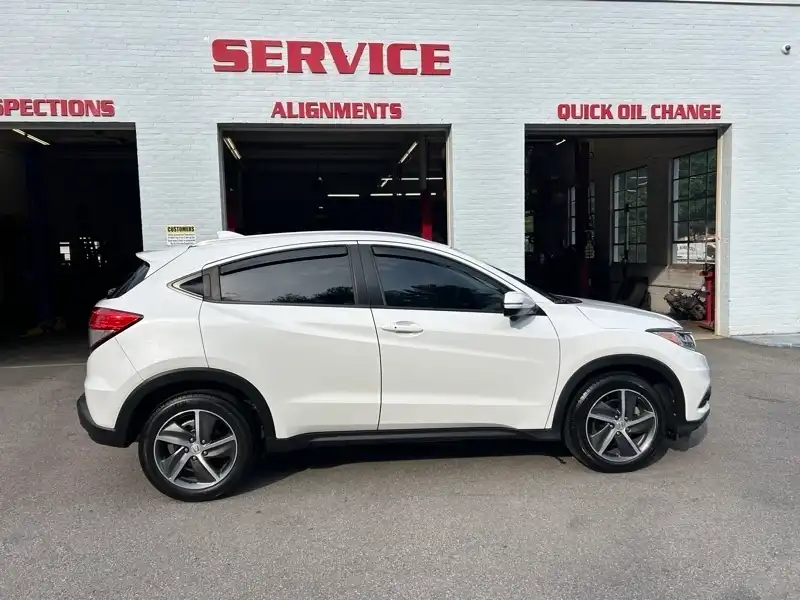 2021 Honda HR-V EX AWD's photo