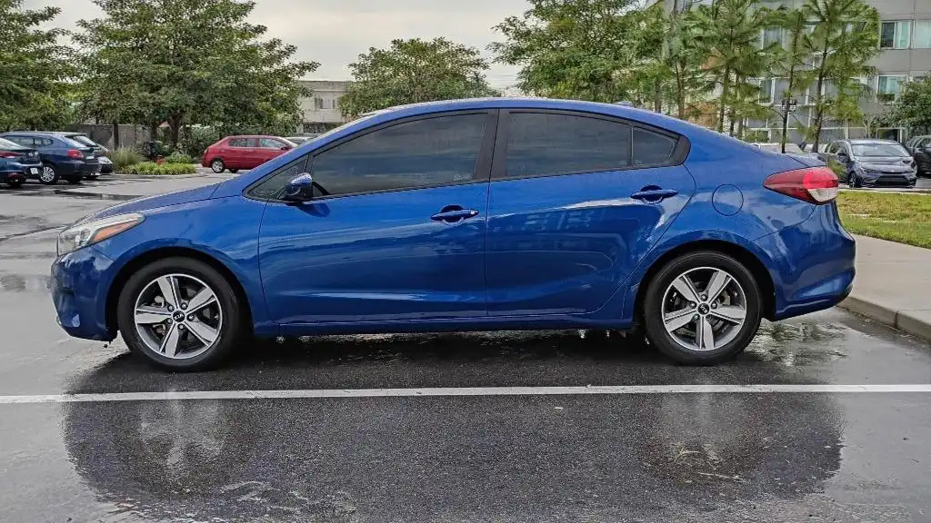 2018 Kia Forte S Auto's photo