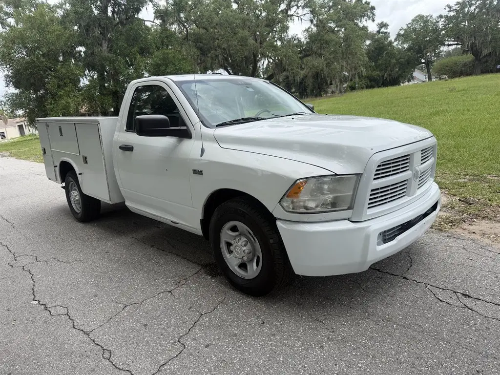 2012 RAM 2500 ST Regular Cab photo 3