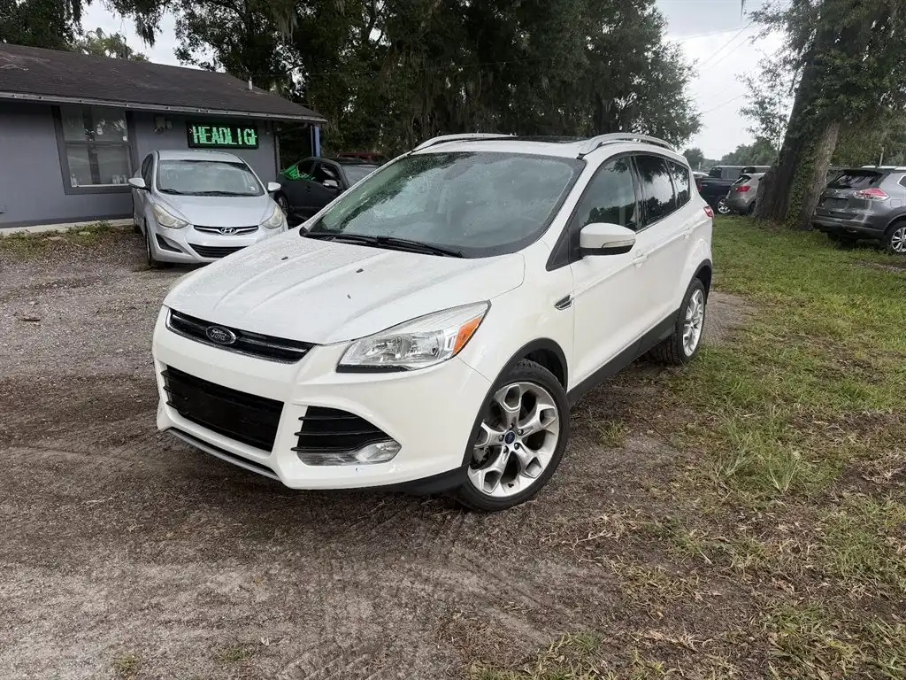 2014 Ford Escape Titanium's photo