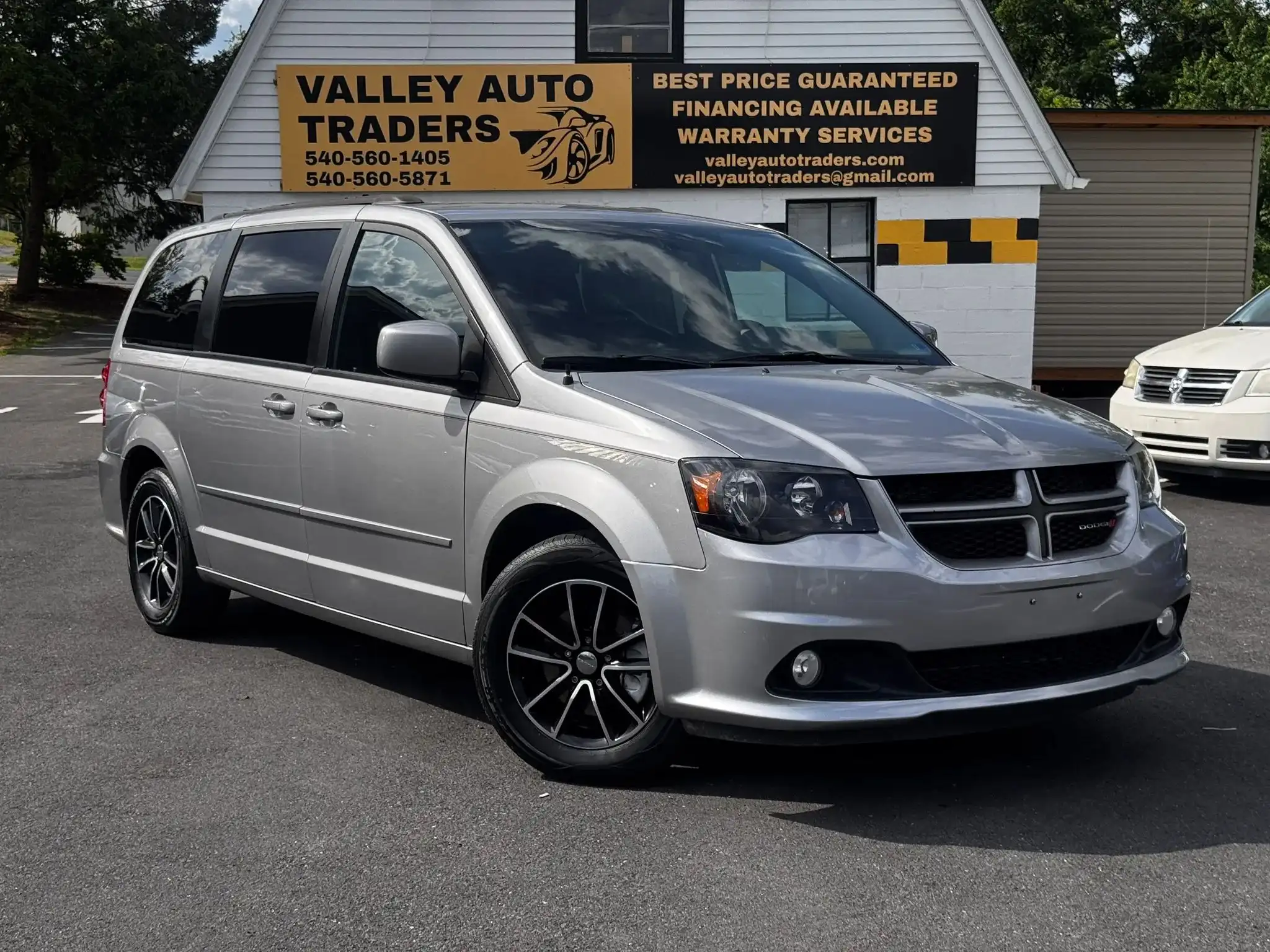 2017 Dodge Grand Caravan GT's photo