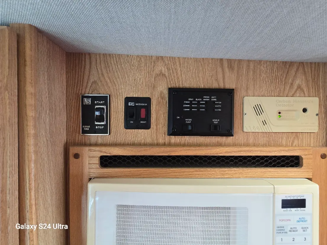 1994 Dodge Ram Van undefined photo 5