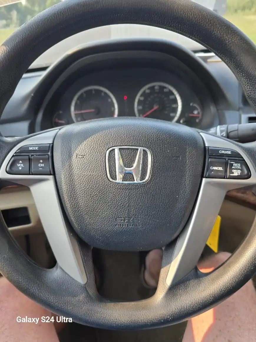 2011 Honda Accord EX Auto's photo