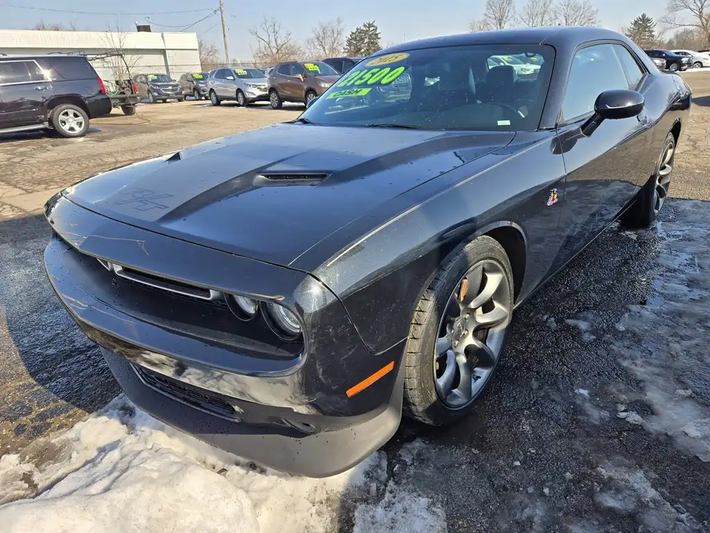 2015 Dodge Challenger Scat Pack's photo