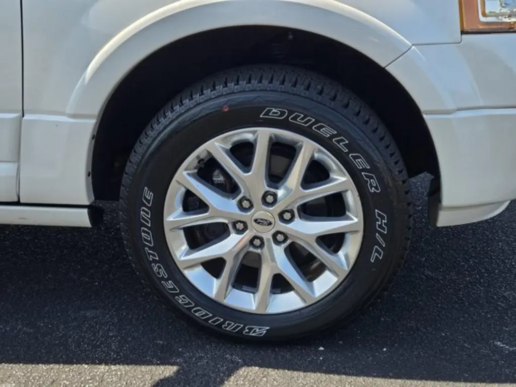 2017 Ford Expedition Limited photo 4