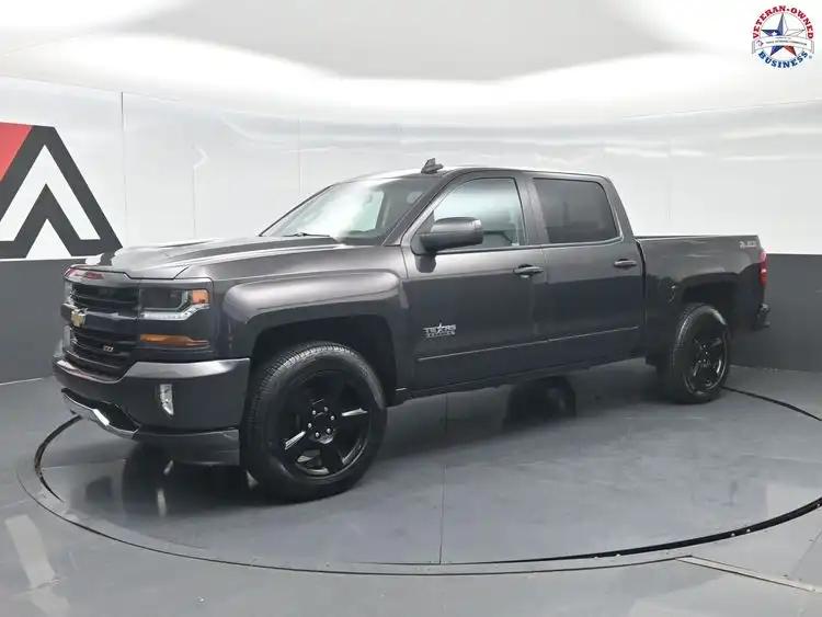 2016 Chevrolet Silverado 1500 LT 4X4 Crew Cab Standard Box's photo
