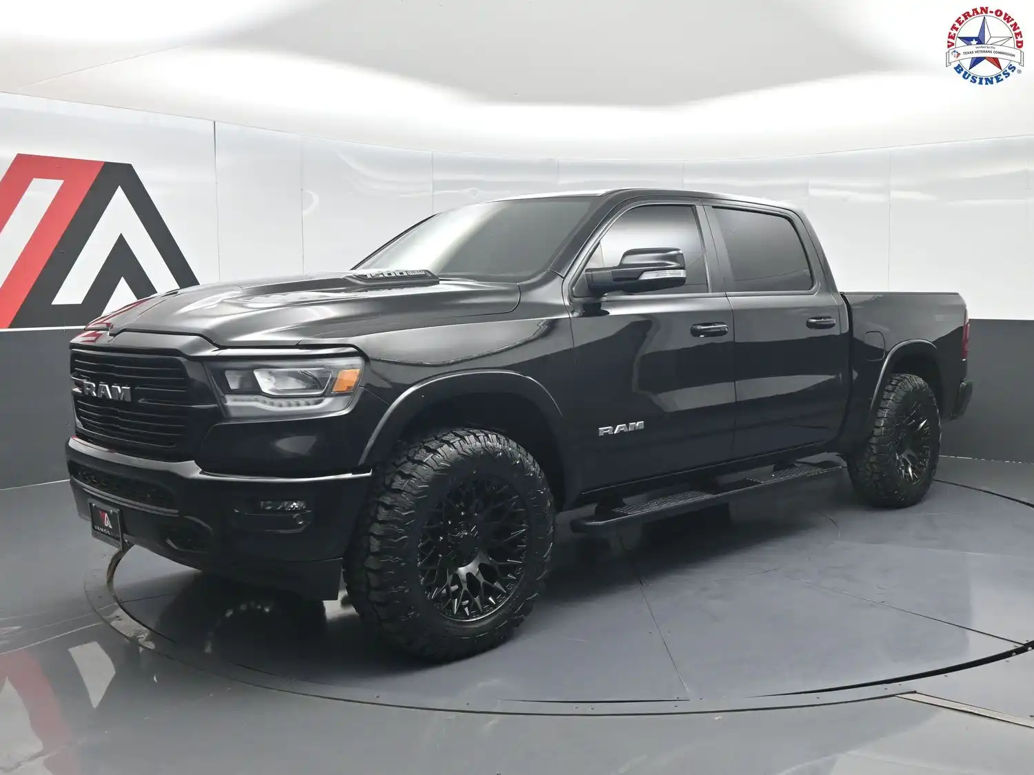 2022 RAM 1500 Laramie Crew Cab 5'7's photo