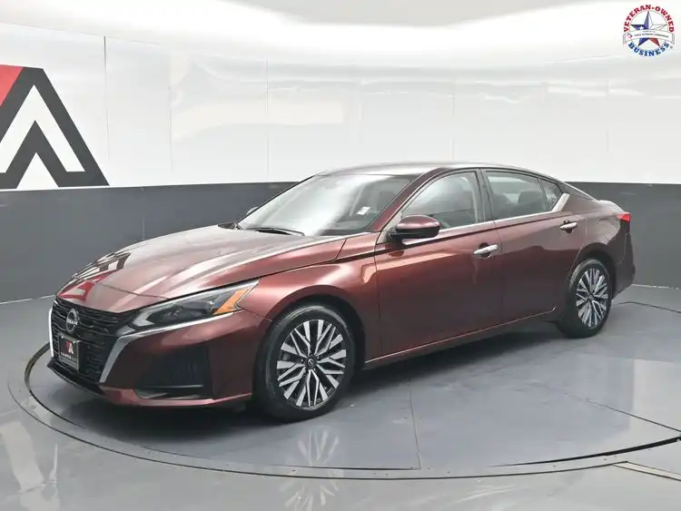2023 Nissan Altima 2.5 SV's photo
