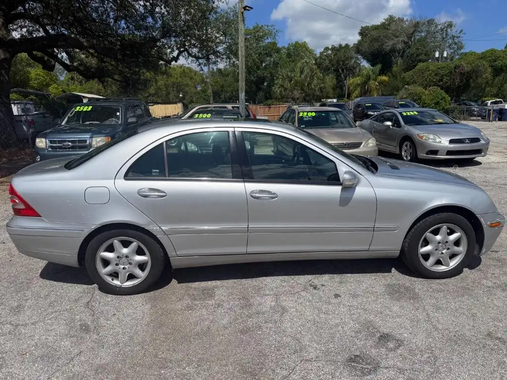 2004 Mercedes-Benz C-Class C240's photo