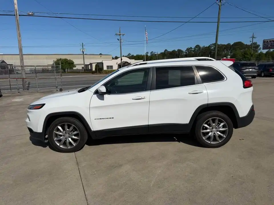 2018 Jeep Cherokee Limited's photo