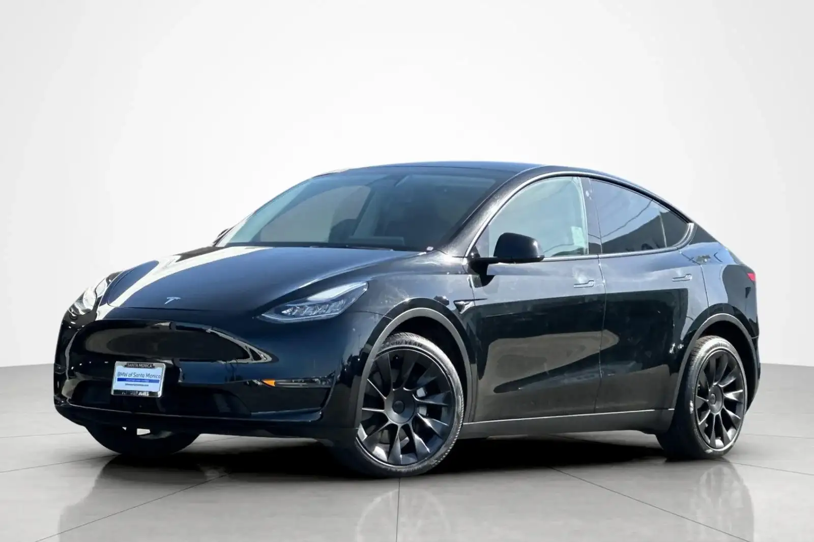 2023 Tesla Model Y Long Range Dual Motor All-Wheel Drive's photo