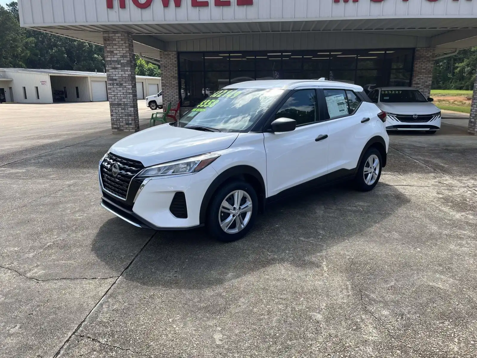 2025 Nissan Kicks Play 1.6 FWD's photo
