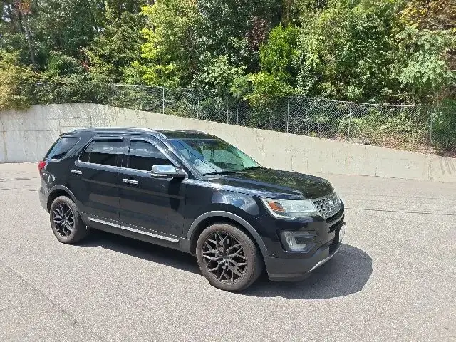 2016 Ford Explorer Platinum 4WD photo 1