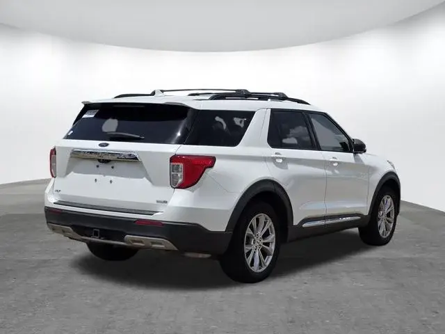 2020 Ford Explorer XLT 4WD photo 4