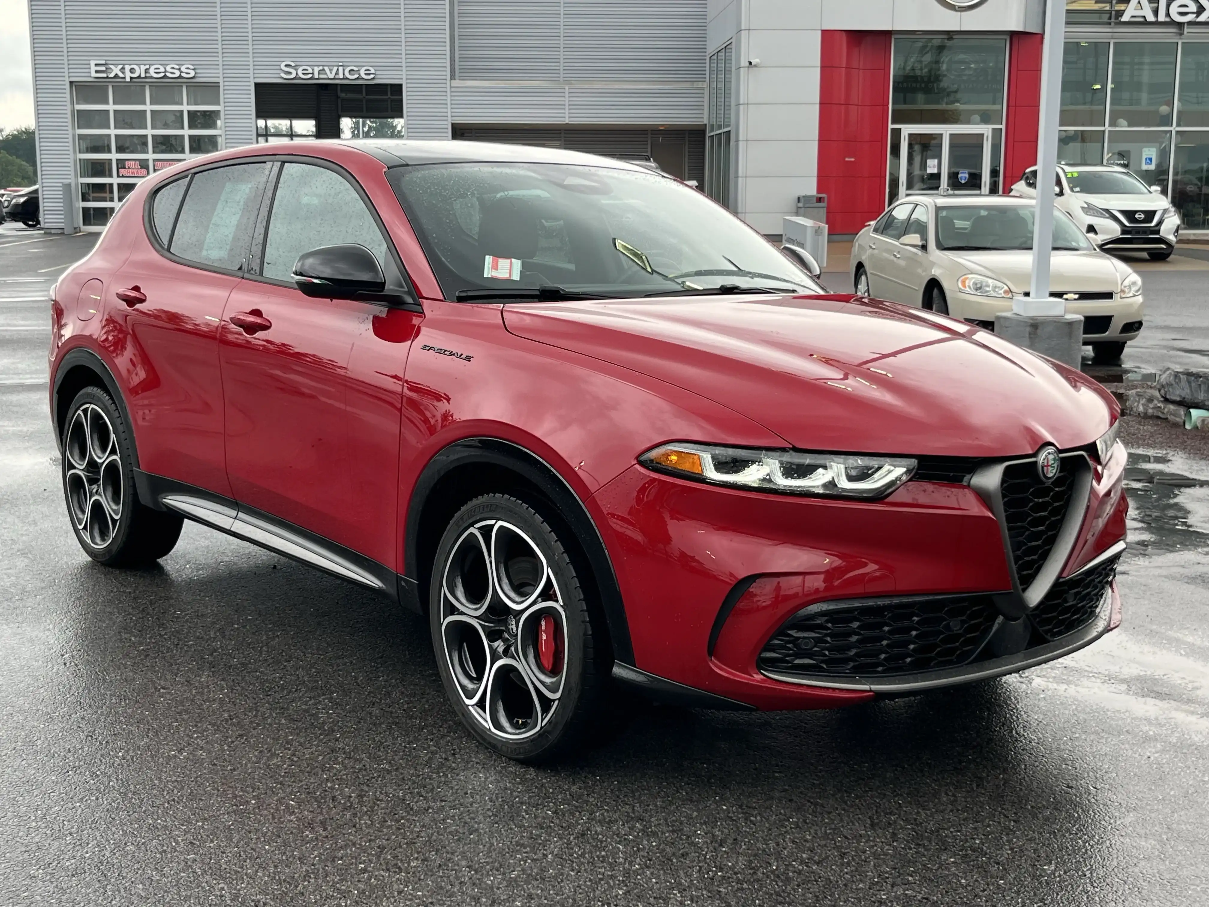 2024 Alfa Romeo Tonale's photo