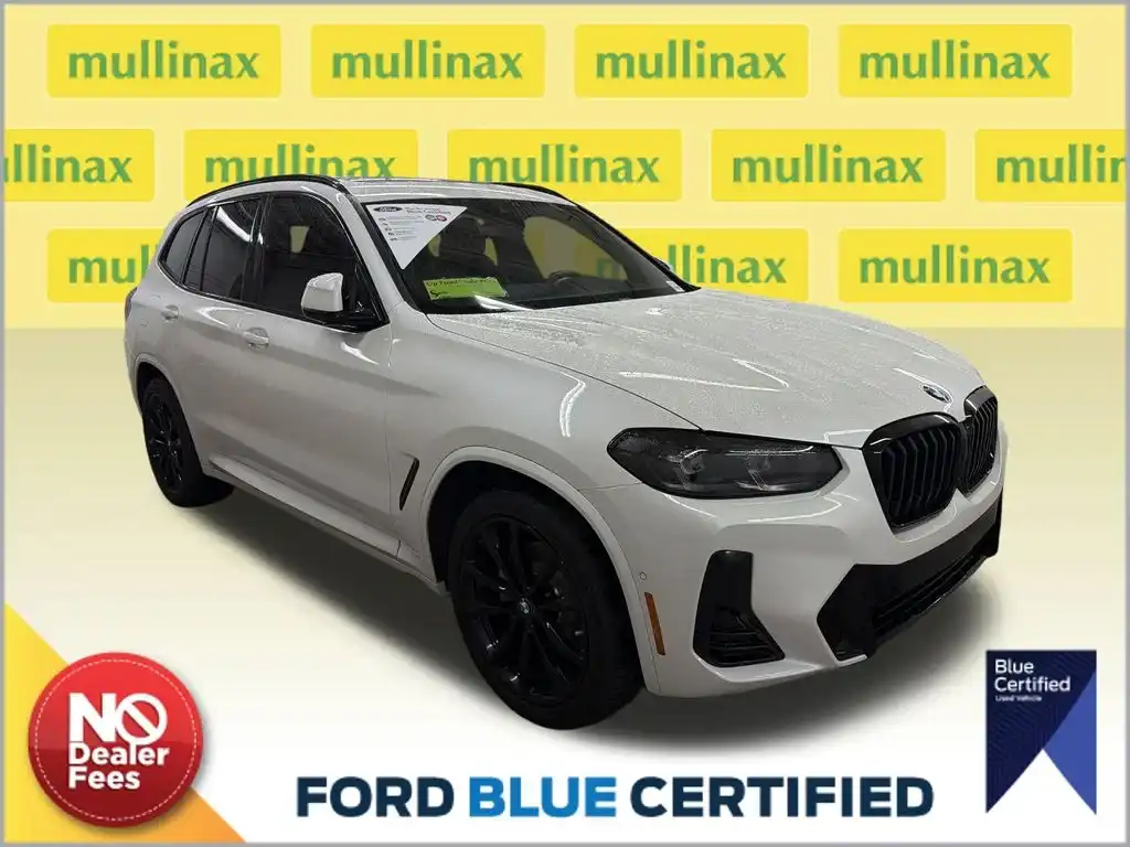 2023 BMW X3 sDrive30i's photo