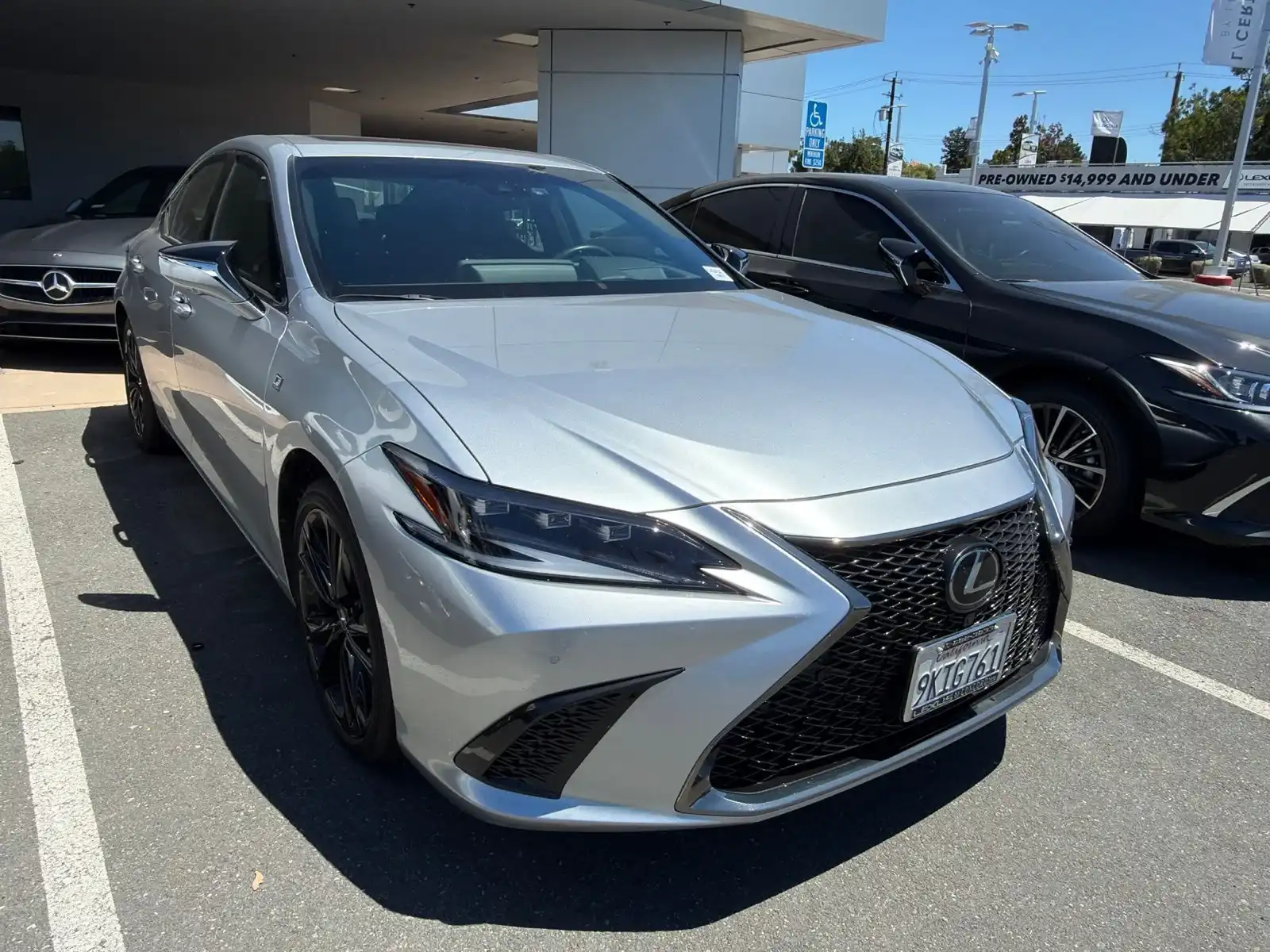 2024 Lexus ES 300h 300h F SPORT Handling's photo