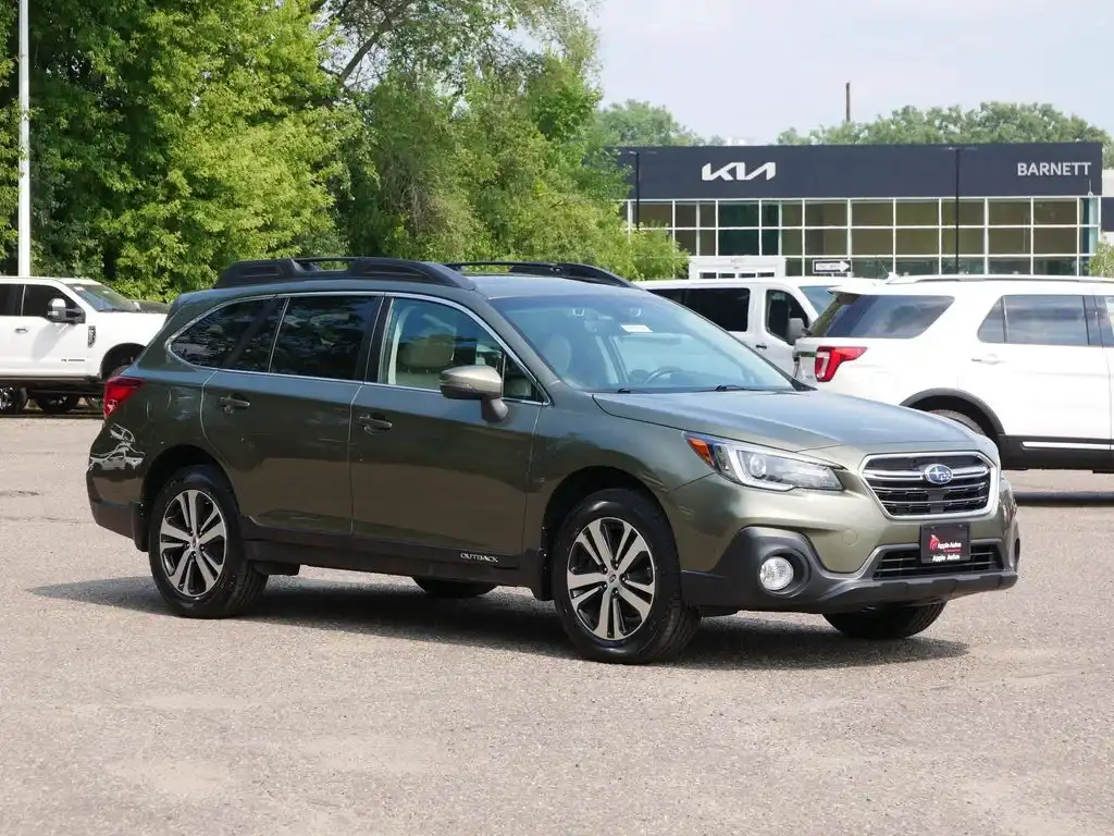 2018 Subaru Outback 2.5i Limited's photo