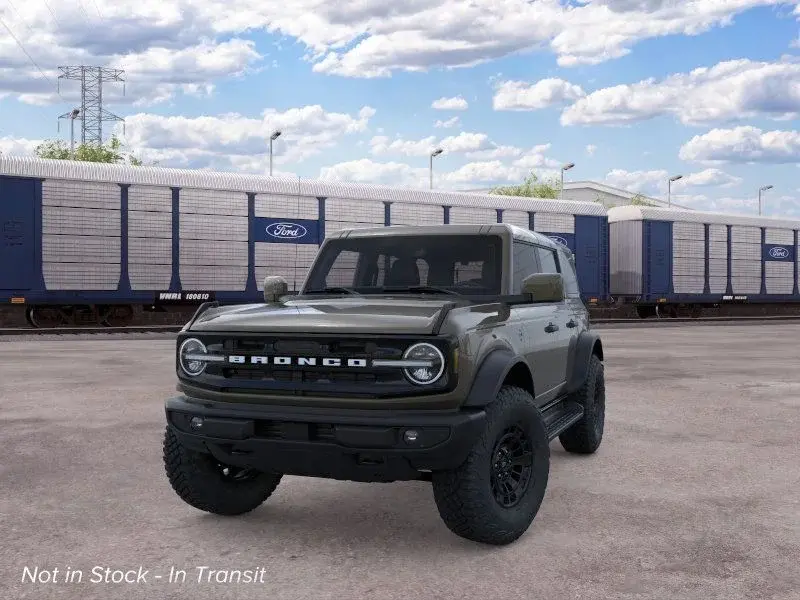 2026 Ford Bronco Outer Banks 4x4 photo 3