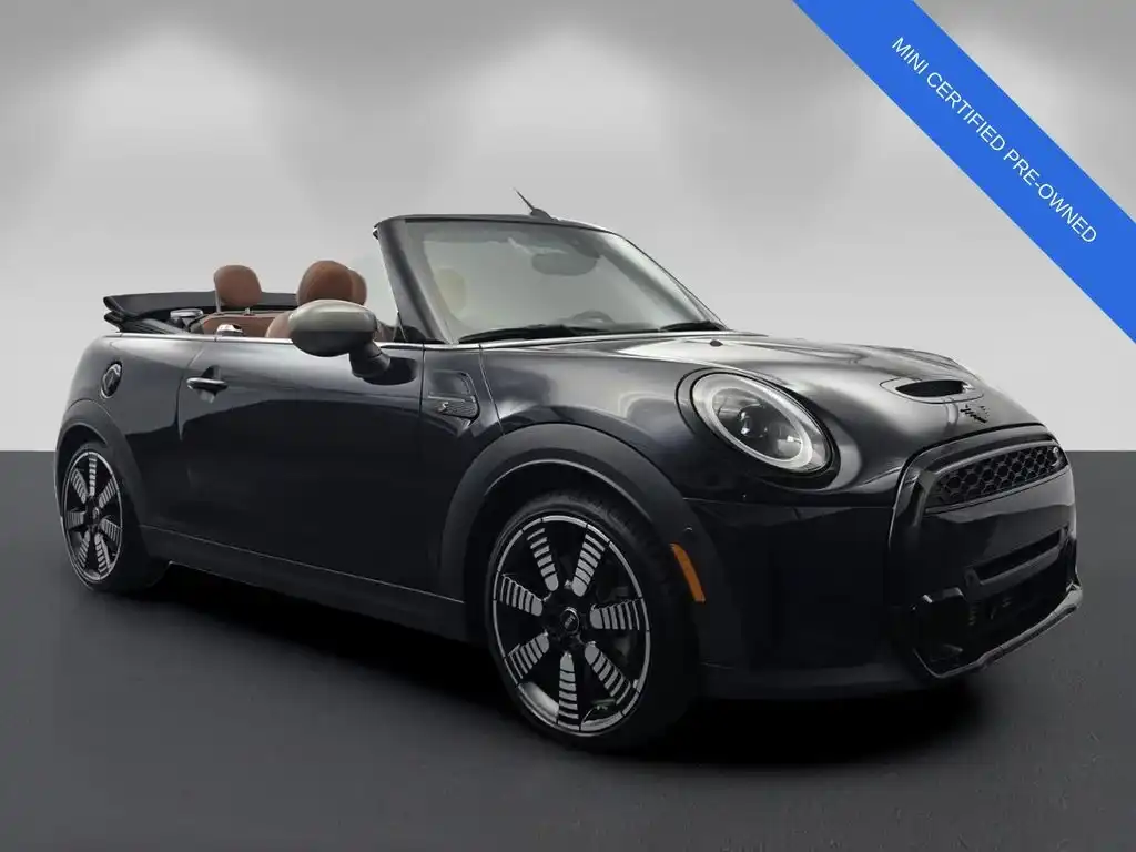 2024 MINI Convertible Cooper S's photo