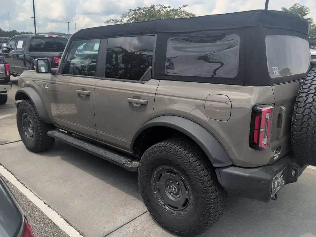 2025 Ford Bronco Outer Banks 4x4's photo