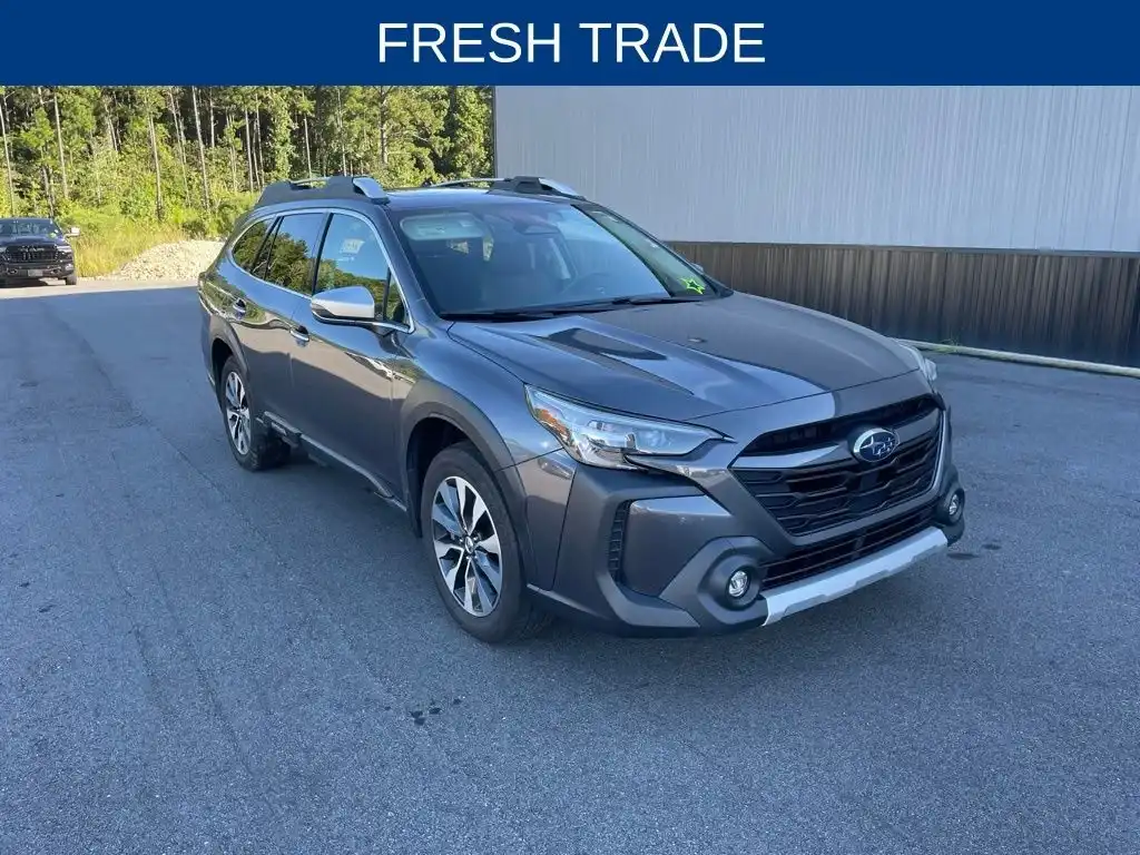 2023 Subaru Outback Touring XT's photo