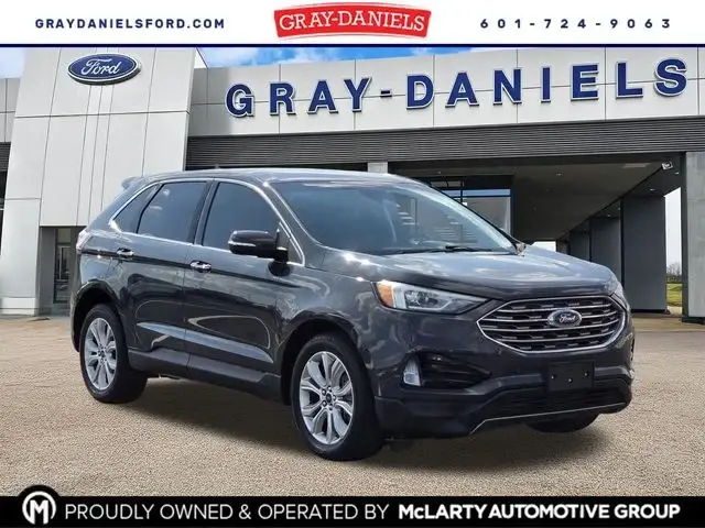 2021 Ford Edge Titanium AWD photo 1