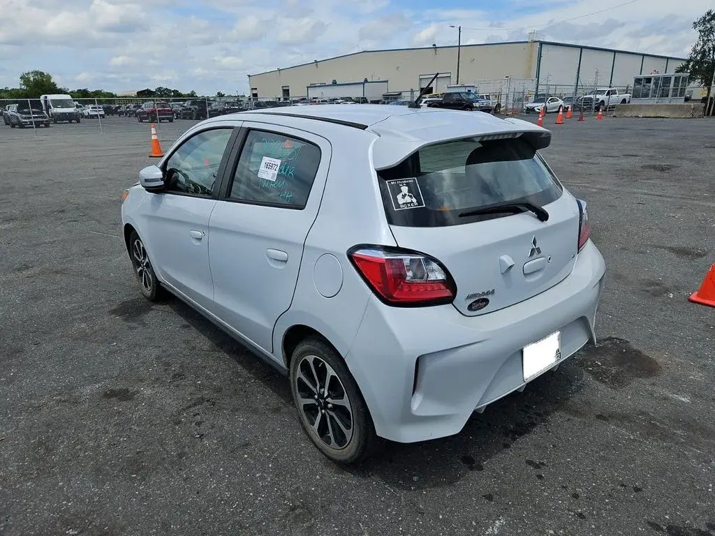 2023 Mitsubishi Mirage SE CVT photo 3