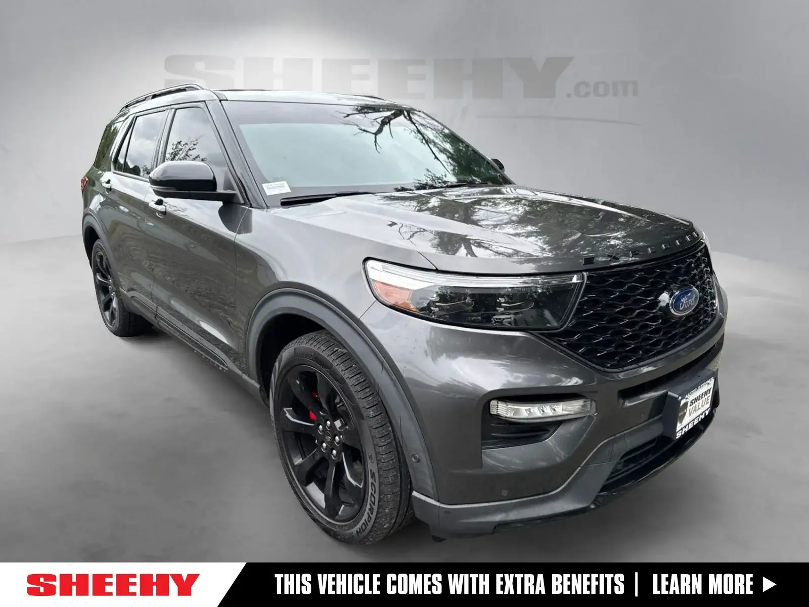 2020 Ford Explorer ST 4WD photo 1