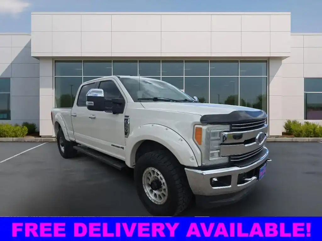 2017 Ford F-350 Lariat 4x4 Crew Cab 6-1/2' Box SRW's photo