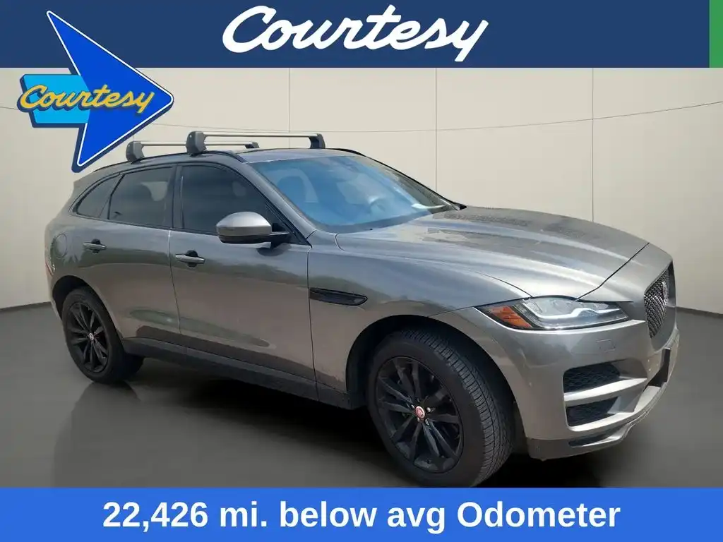 2018 Jaguar F-PACE 30t Prestige AWD's photo