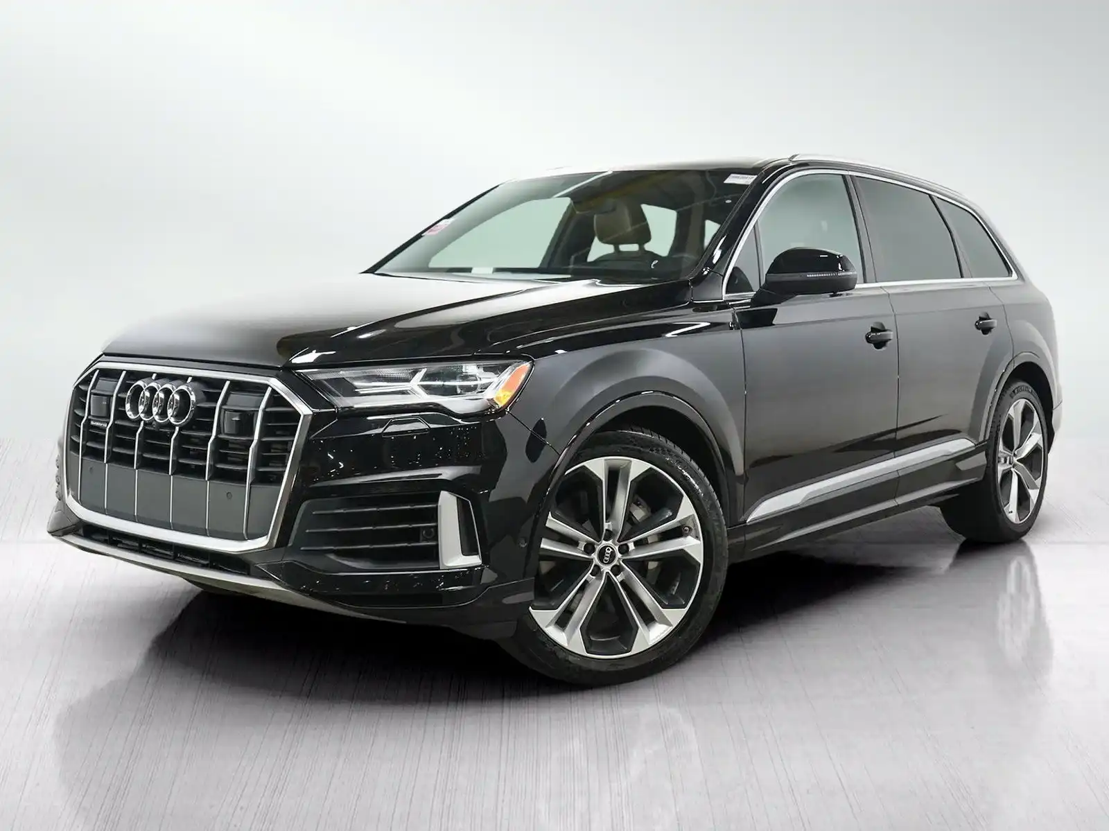 2023 Audi Q7 55 Prestige quattro Tiptronic's photo