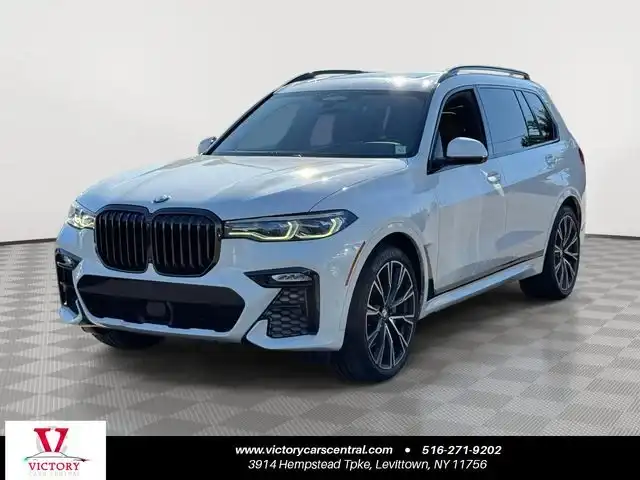 2021 BMW X7 M50i xDrive's photo