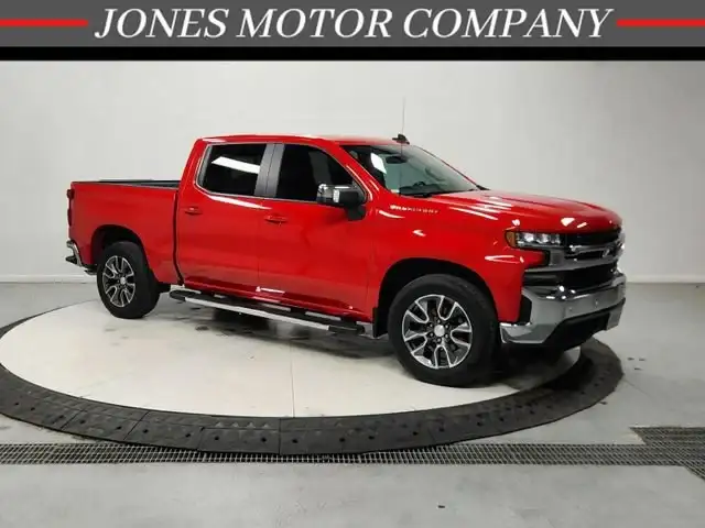 2019 Chevrolet Silverado 1500 LT Crew Cab Short Box's photo