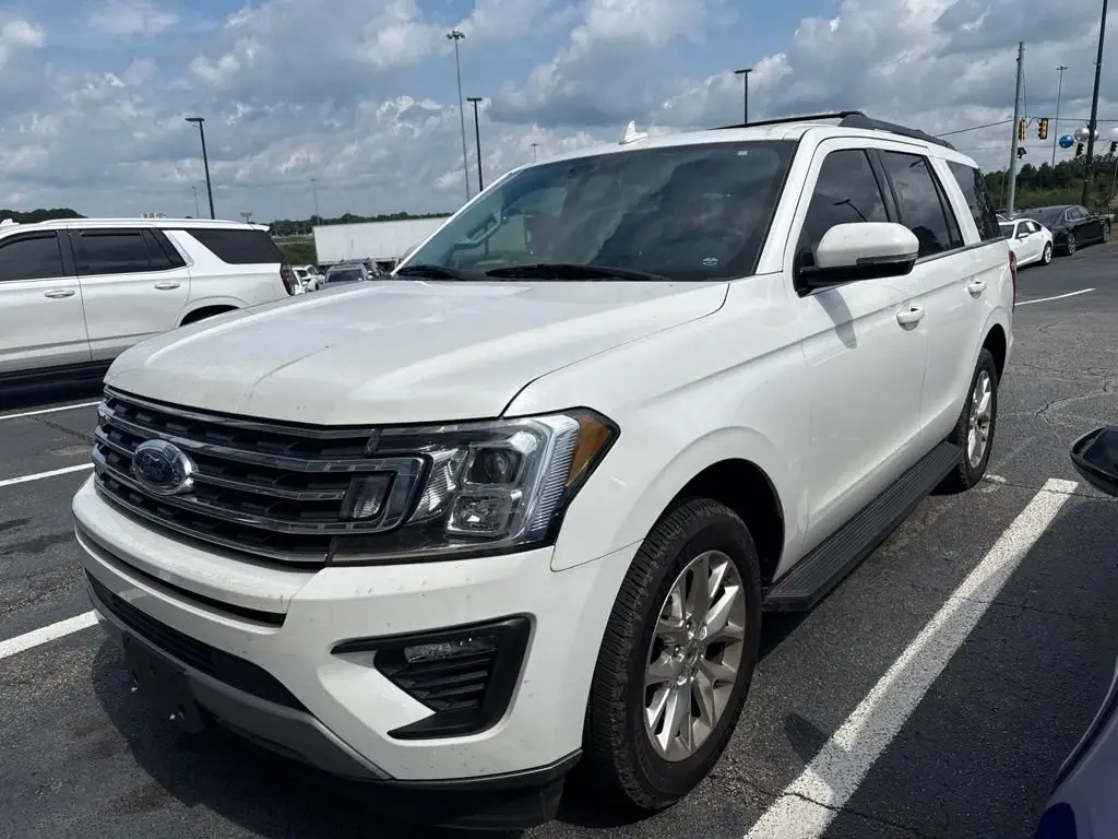 2020 Ford Expedition XLT photo 1