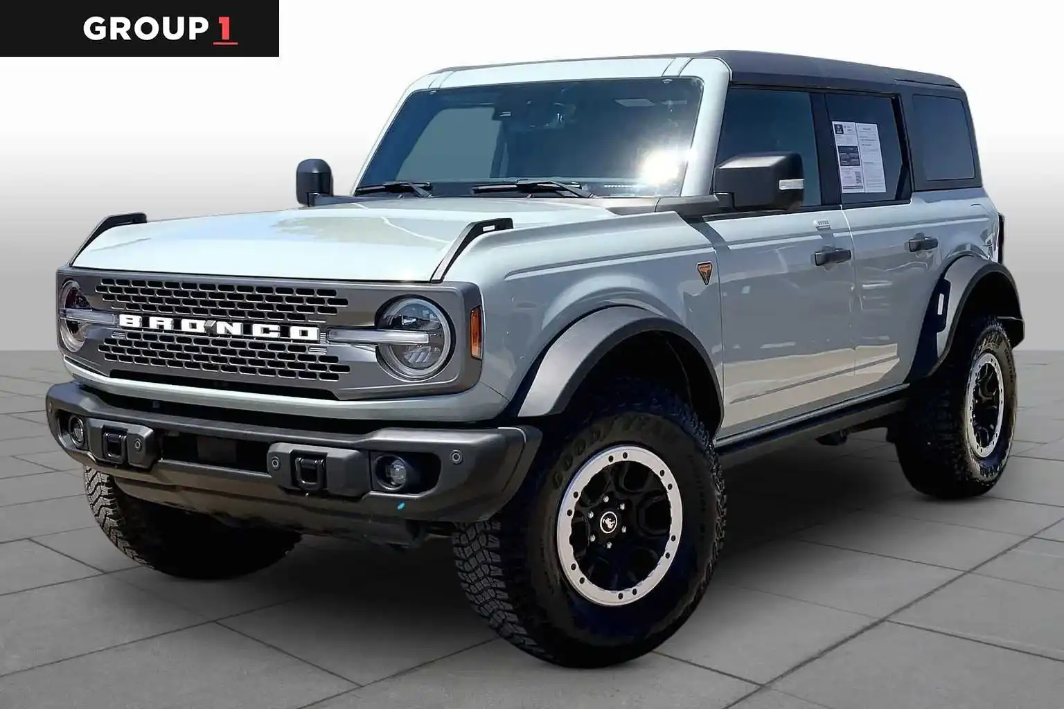 2023 Ford Bronco Badlands 4x4's photo