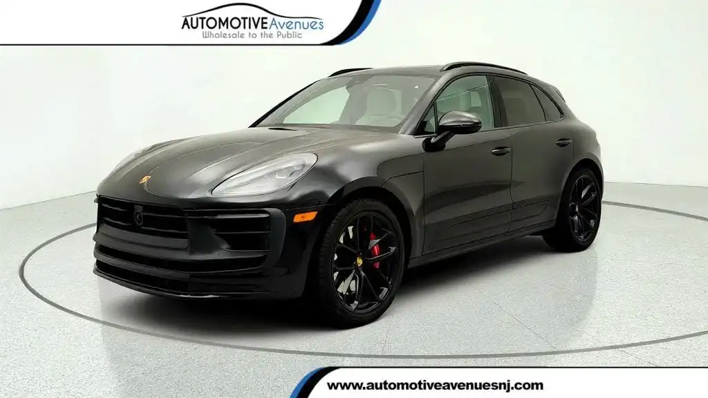 2024 Porsche Macan GTS's photo