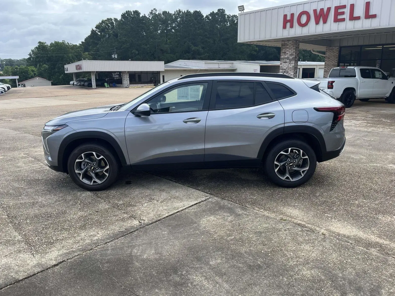 2026 Chevrolet Trax LT photo 4