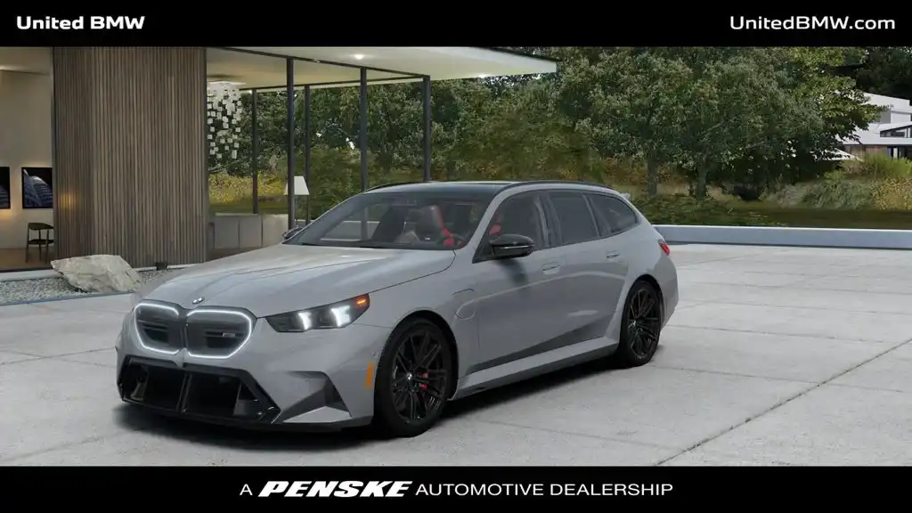 2027 BMW M5 M5 Touring's photo