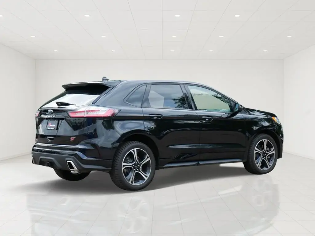 2021 Ford Edge ST AWD photo 3