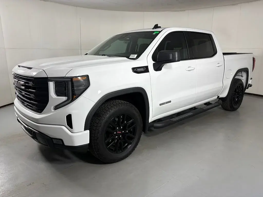 2026 GMC Sierra 2WD Crew Cab Short Box Elevation photo 4