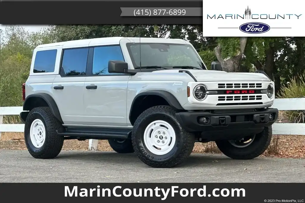 2026 Ford Bronco Heritage Edition 4x4's photo