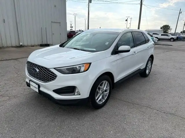 2023 Ford Edge SEL AWD photo 1