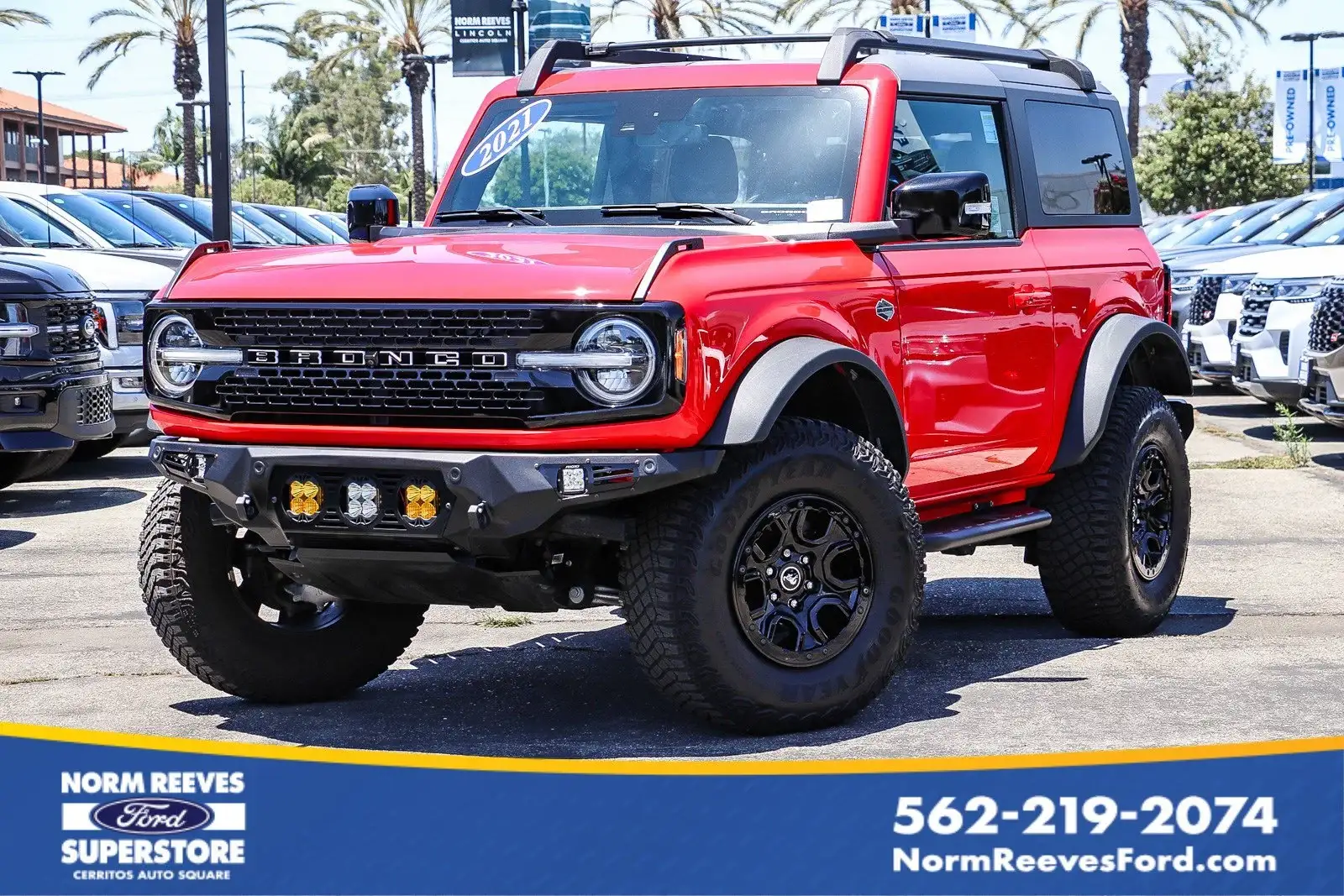 2021 Ford Bronco Wildtrak Advanced 4x4 photo 1