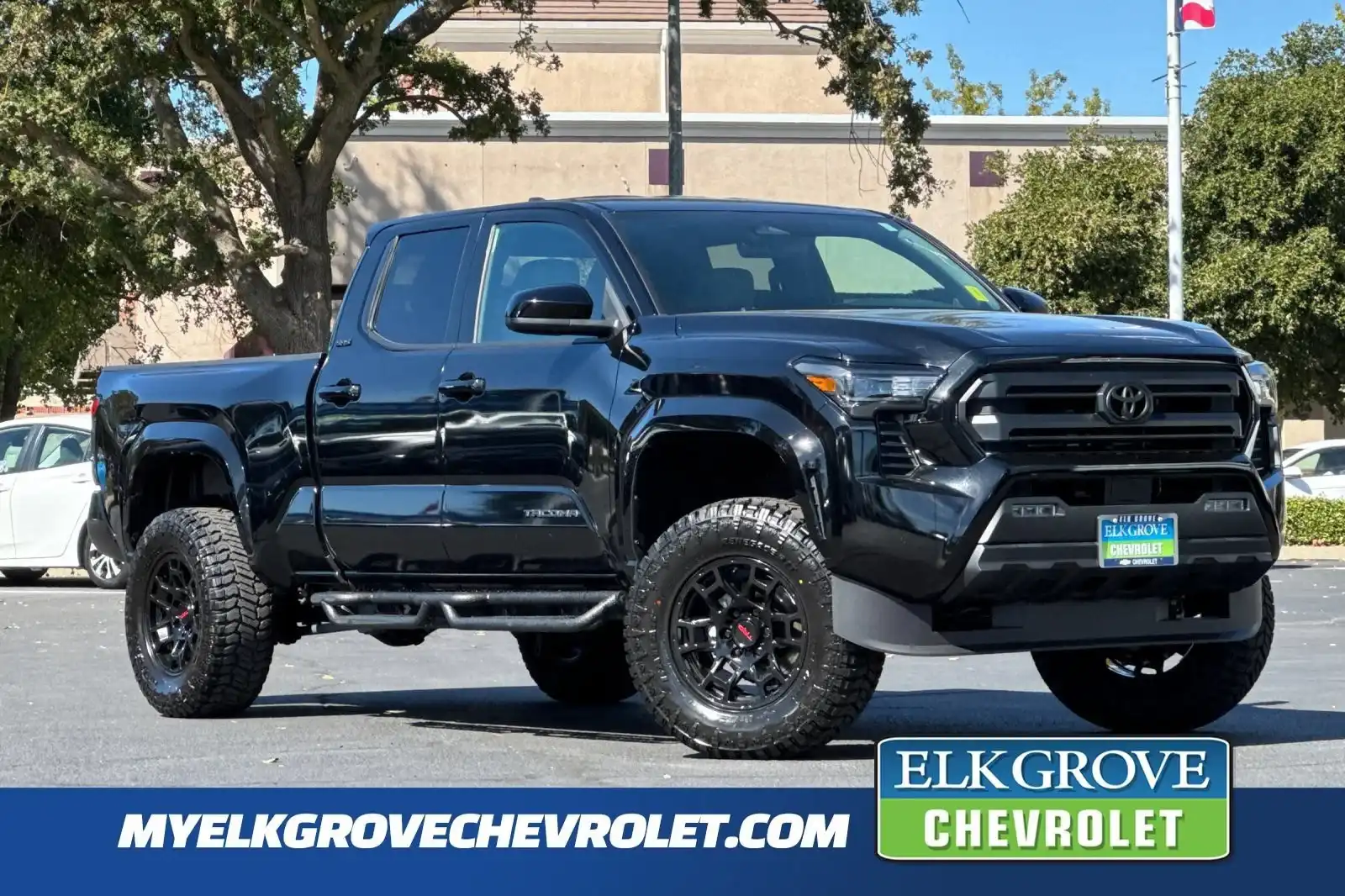 2025 Toyota Tacoma SR5 2WD Double Cab Long Bed's photo