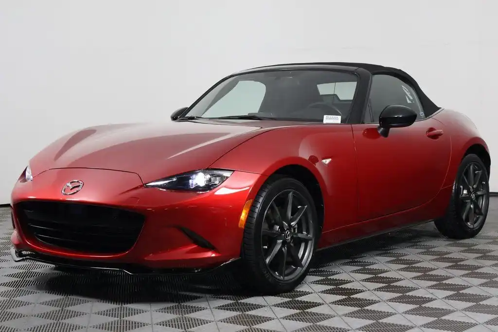 2016 Mazda MX-5 Miata Club's photo