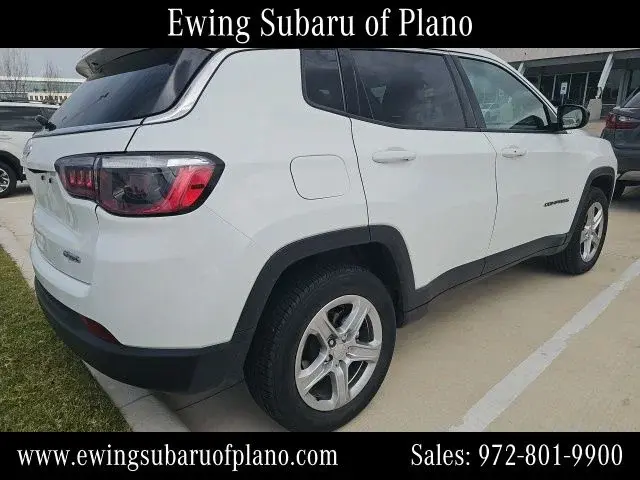 2024 Jeep Compass Latitude 4X4 photo 4