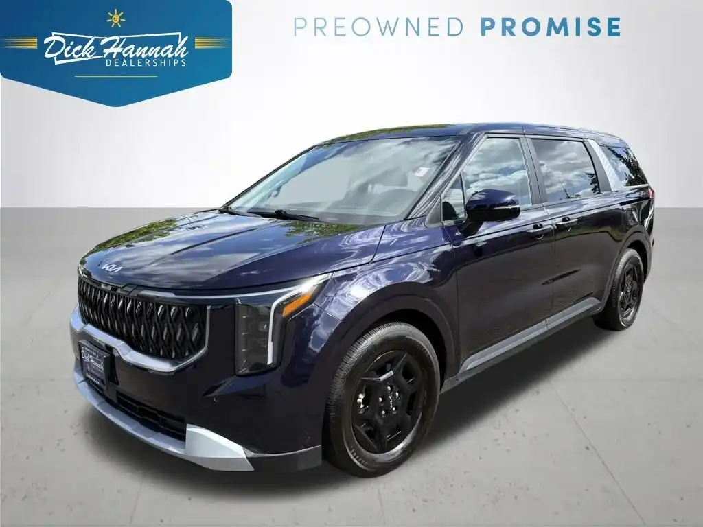 2025 Kia Sedona LXS's photo