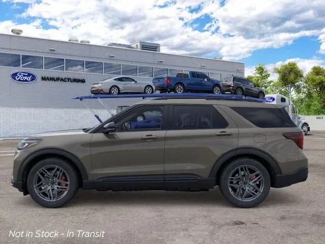 2026 Ford Explorer ST 4WD photo 3