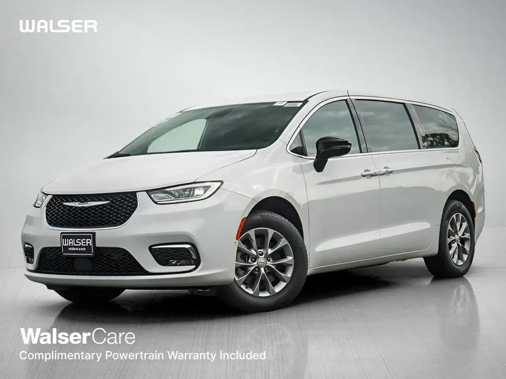 2026 Chrysler Pacifica Select AWD photo 1